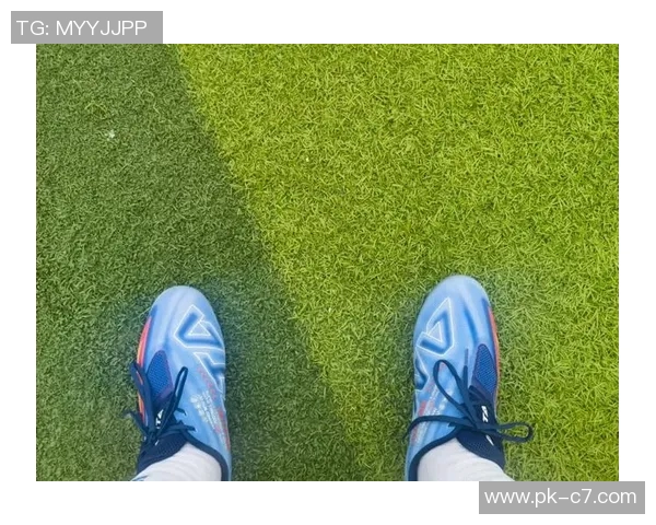 安踏足球鞋代言人群星闪耀 助力球员展现场上精彩表现