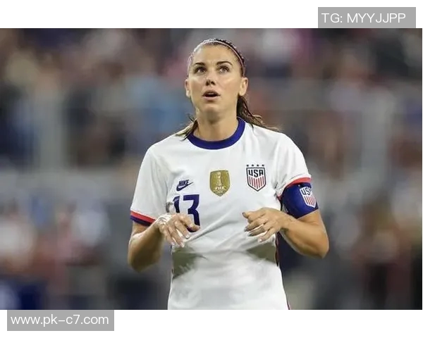 足球球星的女孩子是否同样拥有耀眼的美貌与魅力引发热议 足球球星的女孩子是否同样拥有耀眼的美貌与魅力引发热议